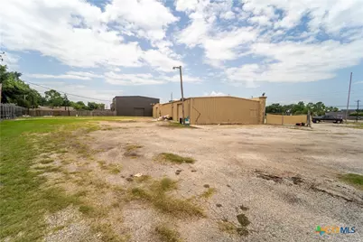 6602 N Navarro Street, Victoria, TX 77904 - Photo 7