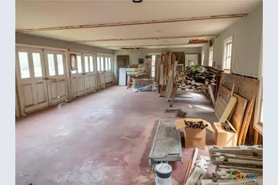 204 W Reuss Boulevard, Cuero, TX 77954 - Photo 41