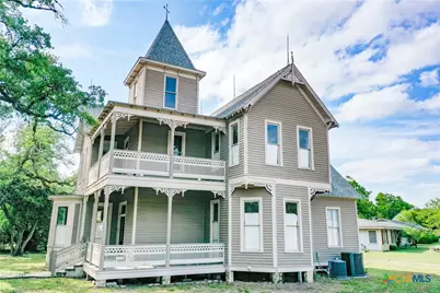 204 W Reuss Boulevard, Cuero, TX 77954 - Photo 3