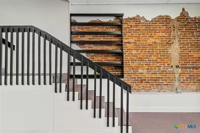 107 W Main Street, Cameron, TX 76520 - Photo 31