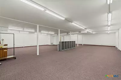 107 W Main Street, Cameron, TX 76520 - Photo 23