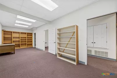 107 W Main Street, Cameron, TX 76520 - Photo 19