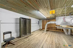 107 W Main St, Cameron, TX 76520 - Photo 33