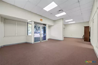 107 W Main Street, Cameron, TX 76520 - Photo 27