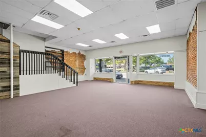 107 W Main Street, Cameron, TX 76520 - Photo 9