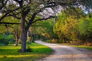 200 Elm Creek Rd, New Braunfels, TX 78132 - Photo 3