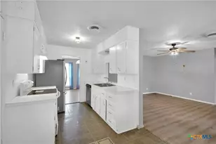 1811 Clarawood Dr, Killeen, TX 76549 - Photo 13