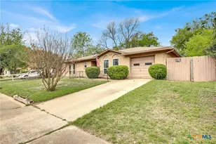 1811 Clarawood Dr, Killeen, TX 76549 - Photo 1