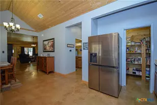 358 W County Rd 3069, Lampasas, TX 76550 - Photo 17