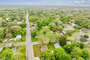 104 N Bright St, Gonzales, TX 78629 - Photo 29