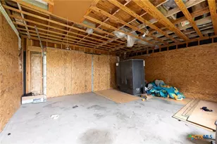 1515 Moulton St, Shiner, TX 77984 - Photo 13