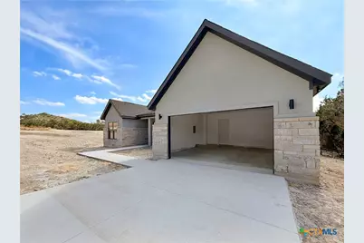 508 Sendera Valley Drive, Canyon Lake, TX 78133 - Photo 3