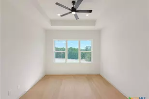 508 Sendera Vly Dr, Canyon Lake, TX 78133 - Photo 9