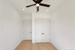 508 Sendera Vly Dr, Canyon Lake, TX 78133 - Photo 15