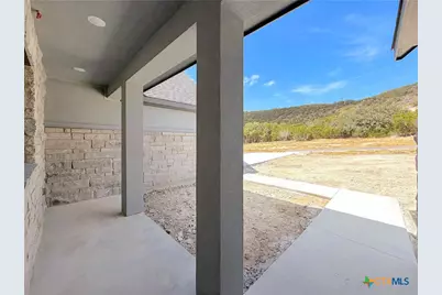 508 Sendera Valley Drive, Canyon Lake, TX 78133 - Photo 5