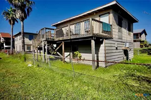 415 S 15th St, Port O'Connor, TX 77982 - Photo 5