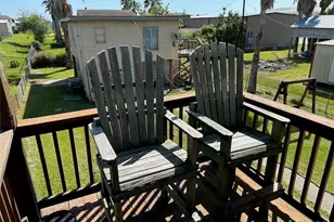 415 S 15th St, Port O'Connor, TX 77982 - Photo 7