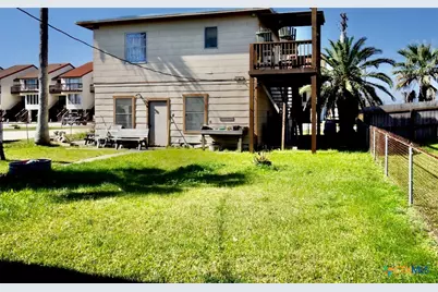 415 S 15th Street, Port O'Connor, TX 77982 - Photo 3