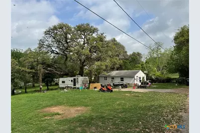 103 Reiffert Street, Cuero, TX 77954 - Photo 7