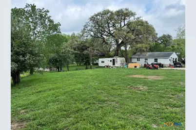 103 Reiffert Street, Cuero, TX 77954 - Photo 1