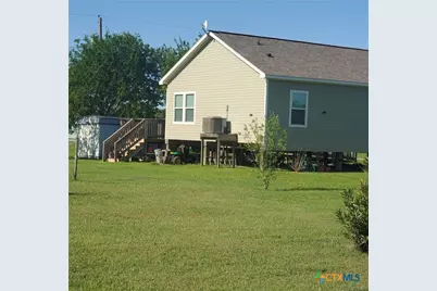 501 S 13th Street, Seadrift, TX 77983 - Photo 5