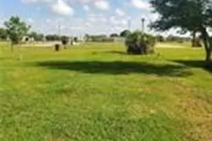 501 S 13th St, Seadrift, TX 77983 - Photo 17
