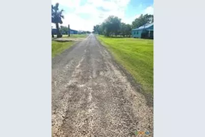 501 S 13th Street, Seadrift, TX 77983 - Photo 15
