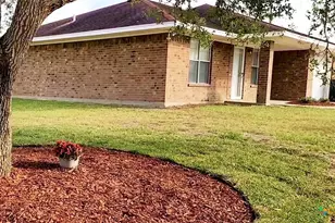 123 & 125 6th St, Vanderbilt, TX 77991 - Photo 5