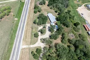 1229 State Hwy 304, Gonzales, TX 78629 - Photo 41