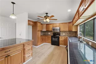 1229 State Hwy 304, Gonzales, TX 78629 - Photo 13