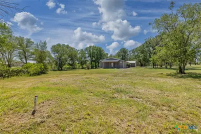 1229 State Highway 304, Gonzales, TX 78629 - Photo 35