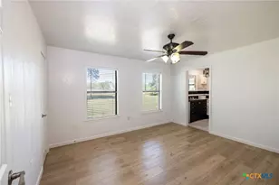 1229 State Hwy 304, Gonzales, TX 78629 - Photo 13