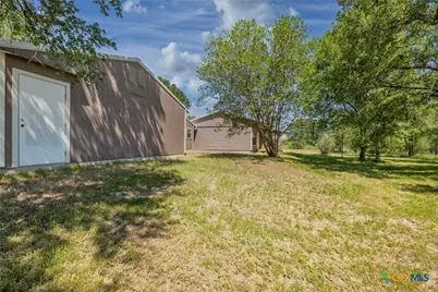 1229 State Highway 304, Gonzales, TX 78629 - Photo 39