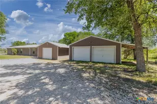 1229 State Hwy 304, Gonzales, TX 78629 - Photo 33