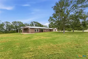 1229 State Hwy 304, Gonzales, TX 78629 - Photo 35