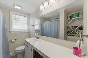 411 Ellis St, Seguin, TX 78155 - Photo 15