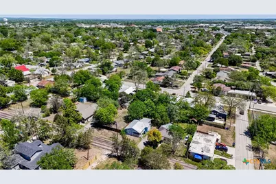 411 Ellis Street, Seguin, TX 78155 - Photo 27