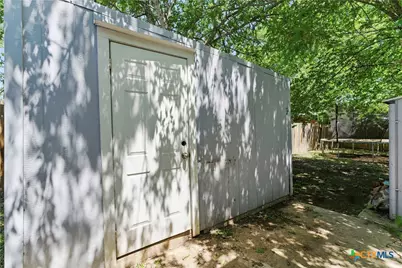 411 Ellis Street, Seguin, TX 78155 - Photo 19