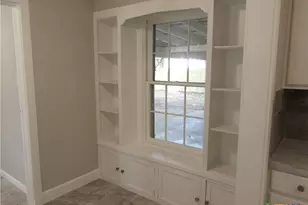 415 Easy St, Marlin, TX 76661 - Photo 17