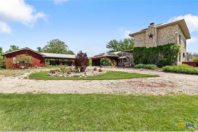 1024 Backstrom Crossing, Belton, TX 76513 - Photo 3