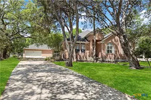 628 Mission View Ct, New Braunfels, TX 78130 - Photo 3