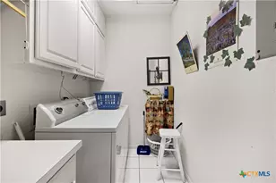 628 Mission View Ct, New Braunfels, TX 78130 - Photo 31