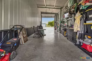 807 W Dallas Ave, Seadrift, TX 77983 - Photo 23