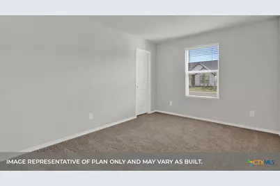 1050 Argonne Forest, Seguin, TX 78155 - Photo 3