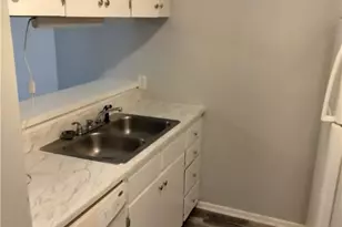 1028 Jefferson Ave, Seguin, TX 78155 - Photo 5