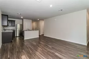 1005 S 22nd St, Temple, TX 76501 - Photo 5