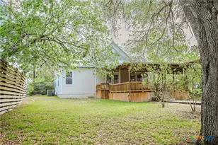 706 West St, Yoakum, TX 77995 - Photo 39