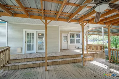 706 West Street, Yoakum, TX 77995 - Photo 25