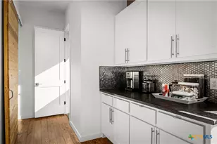 1259 Edwards Blvd, New Braunfels, TX 78132 - Photo 9