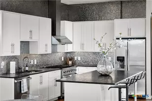 1259 Edwards Blvd, New Braunfels, TX 78132 - Photo 7